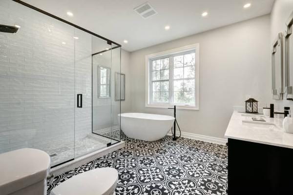 Vintage-Inspired Bathroom Remodel: Blending Classic and Modern Styles